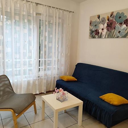 Nemira Beach Apartments Omiš Εξωτερικό φωτογραφία