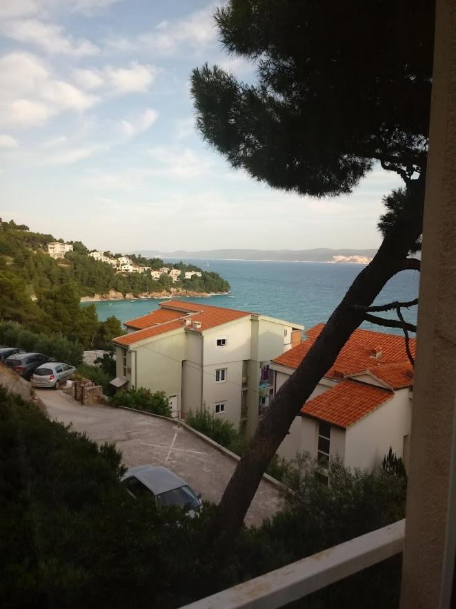 Nemira Beach Apartments Omiš Εξωτερικό φωτογραφία