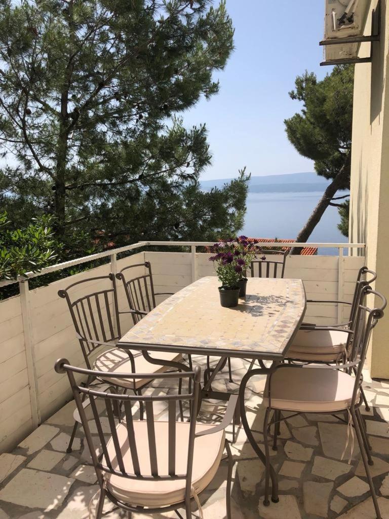 Nemira Beach Apartments Omiš Εξωτερικό φωτογραφία