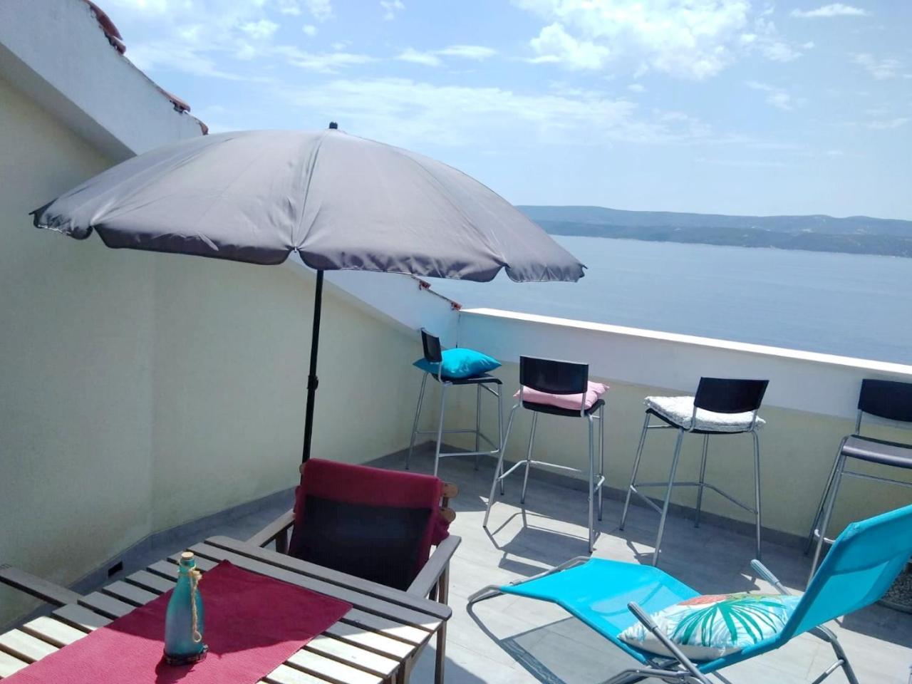 Nemira Beach Apartments Omiš Εξωτερικό φωτογραφία