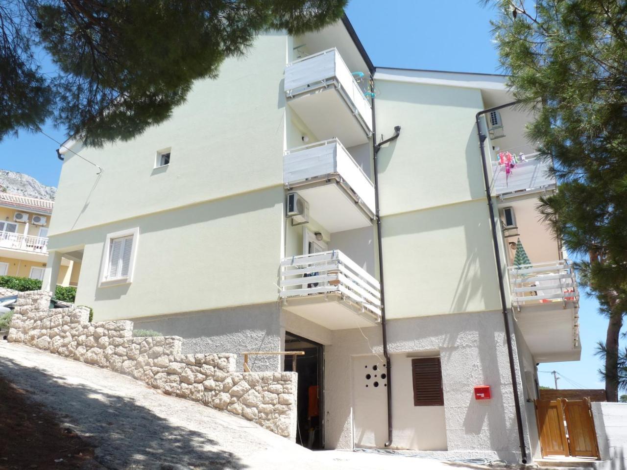 Nemira Beach Apartments Omiš Εξωτερικό φωτογραφία